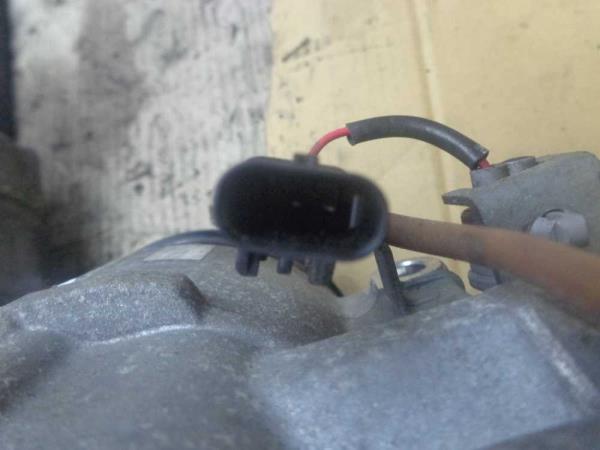 COMPRESSEUR DE CLIMATISATION MERCEDES - Vue 4